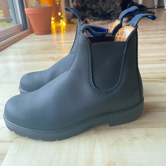 Blundstone #566 - Picture 4 of 5